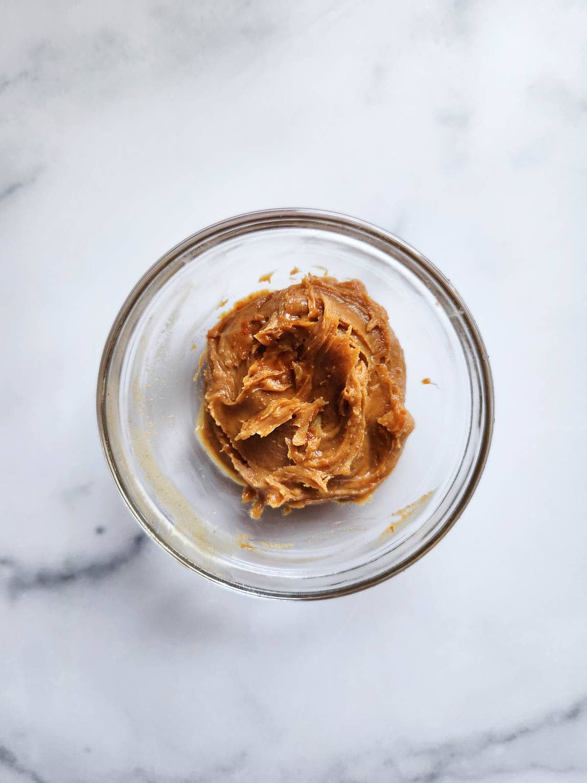 Mixed Thai peanut butter in a bowl.